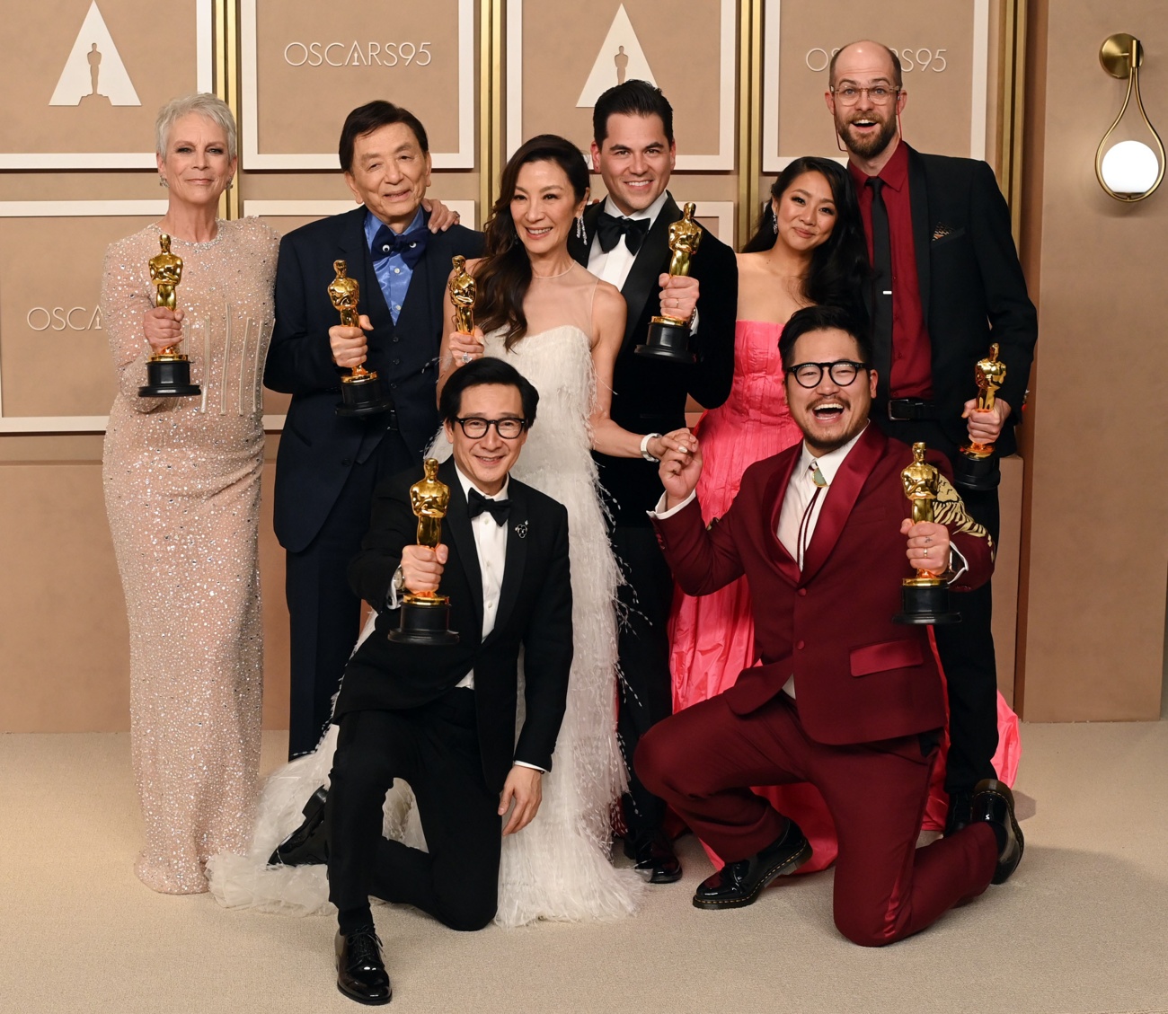 ‘’Everything Everywhere All At Once’’ triunfa en una noche llena de talento: estos son todos los ganadores de los Premios Oscar 2023