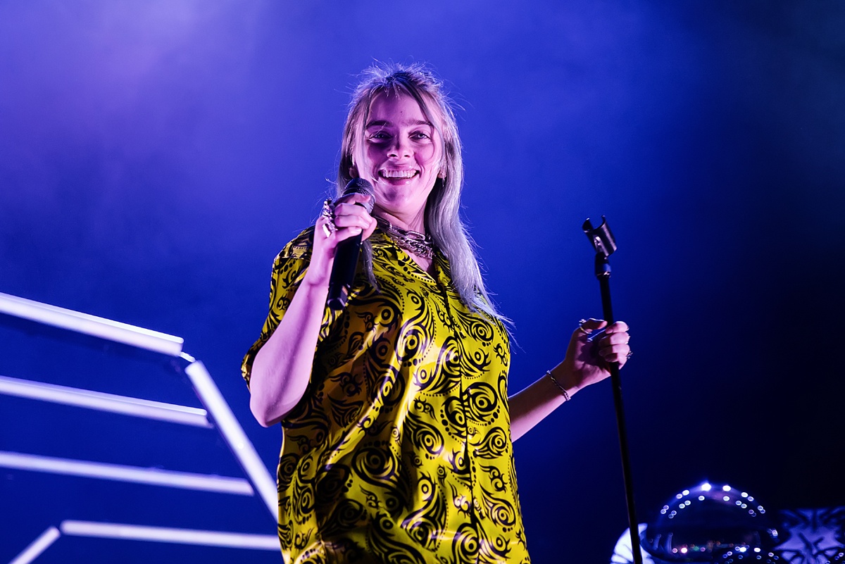 Billie Eilish responds to detractors who question the way she shows off her body