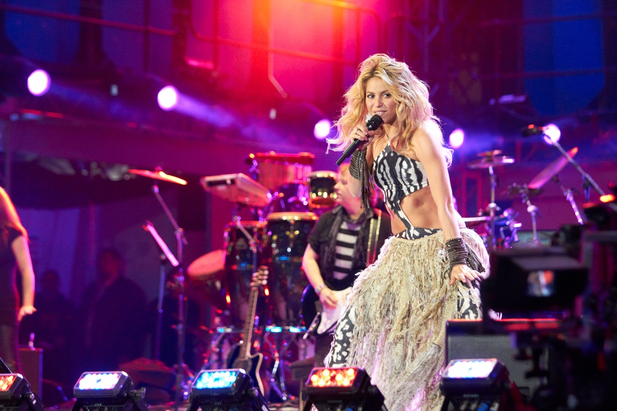 Shakira alimenta rumores de romance com a estrela da NBA Jimmy Butler