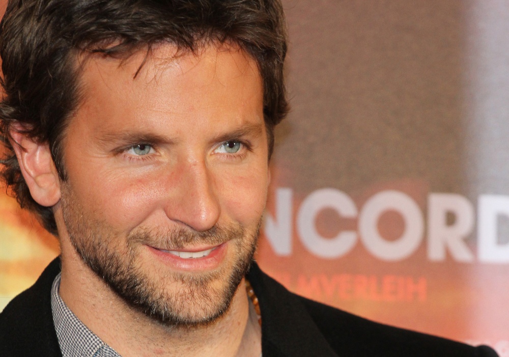 Bradley Cooper está “molesto” tras conocer la relación de Irina Shayk y Tom Brady