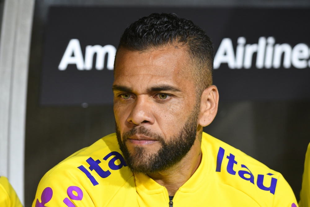 Procesan a Dani Alves por agresión sexual y fijan fianza de 150.000 euros