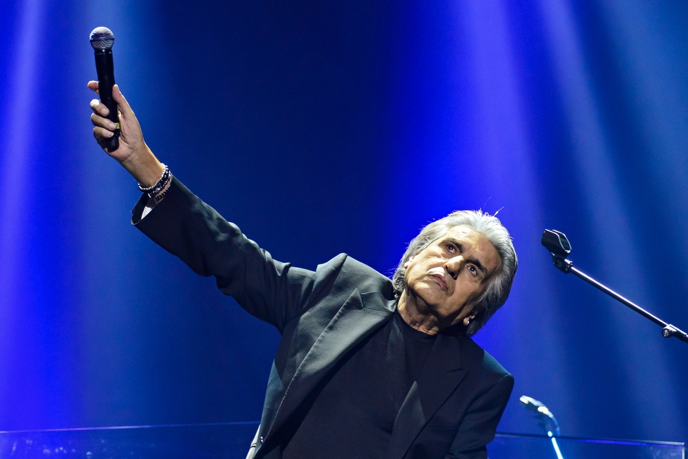 El mundo dice adiós al cantante italiano Toto Cutugno a los 80 años,