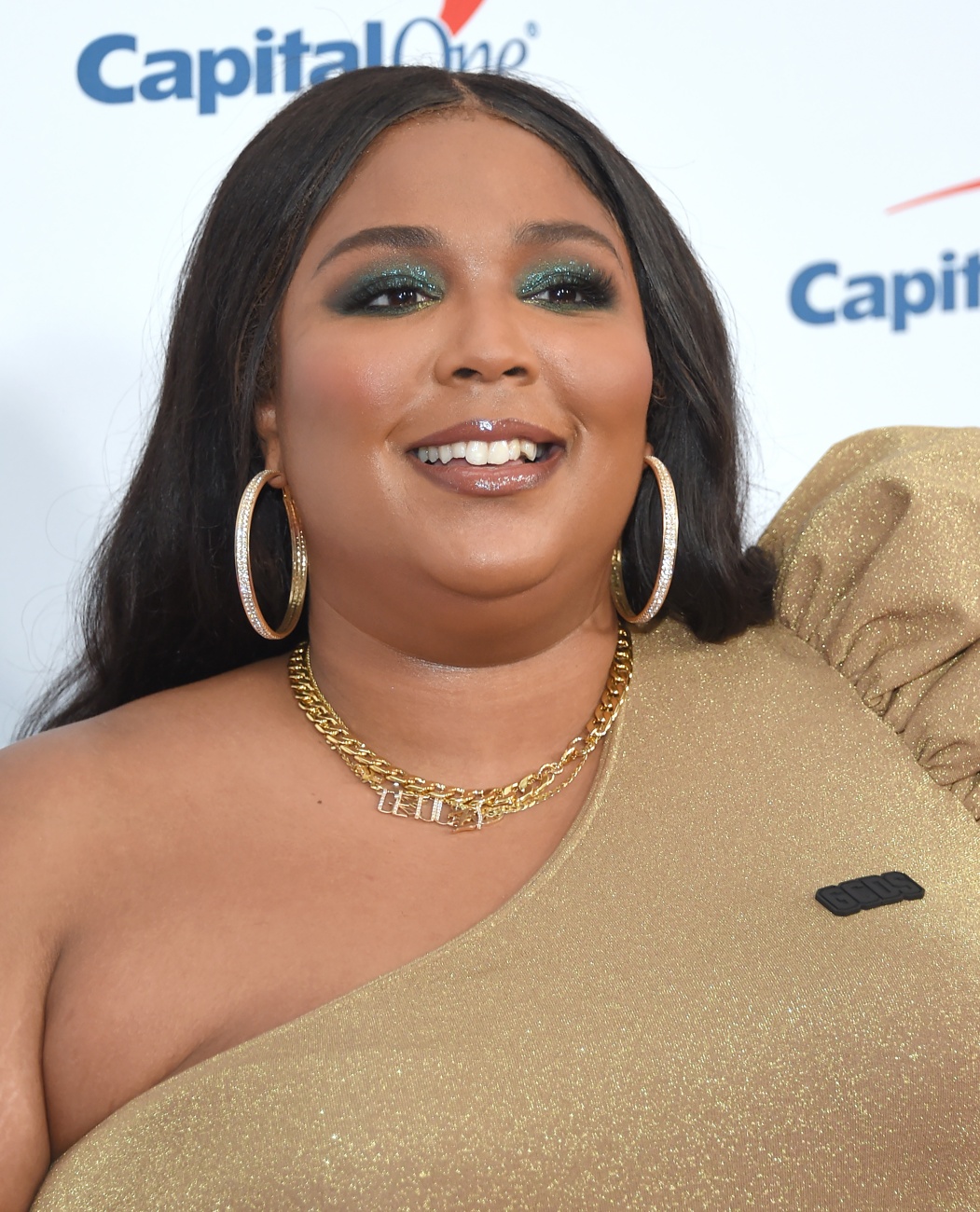 Lizzo acusada una vez más de acoso